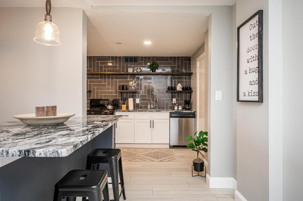 Villa Atl Downtown 2Br King Bed Free Parking Lm1003 Atlanta Esterno foto